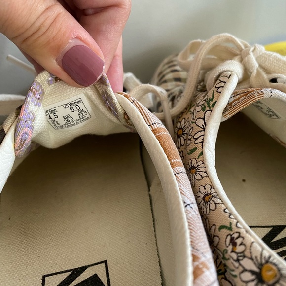 Vans Era Meadow Skate Shoe in Patchwork 🐝 - Picture 6 of 8